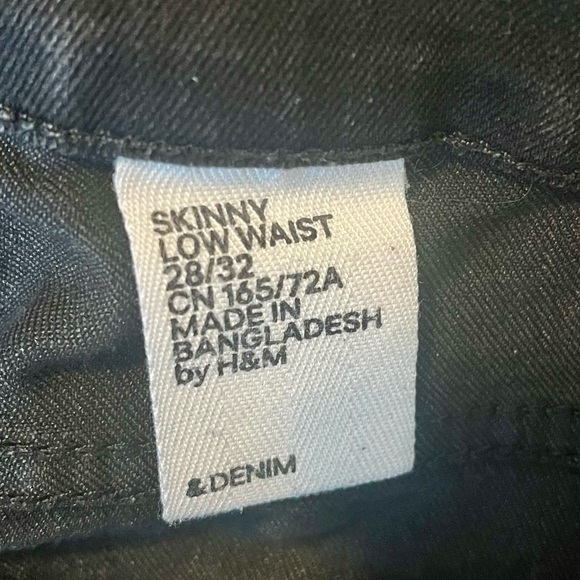 H&M Low Rise Jeans - Picture 3 of 3
